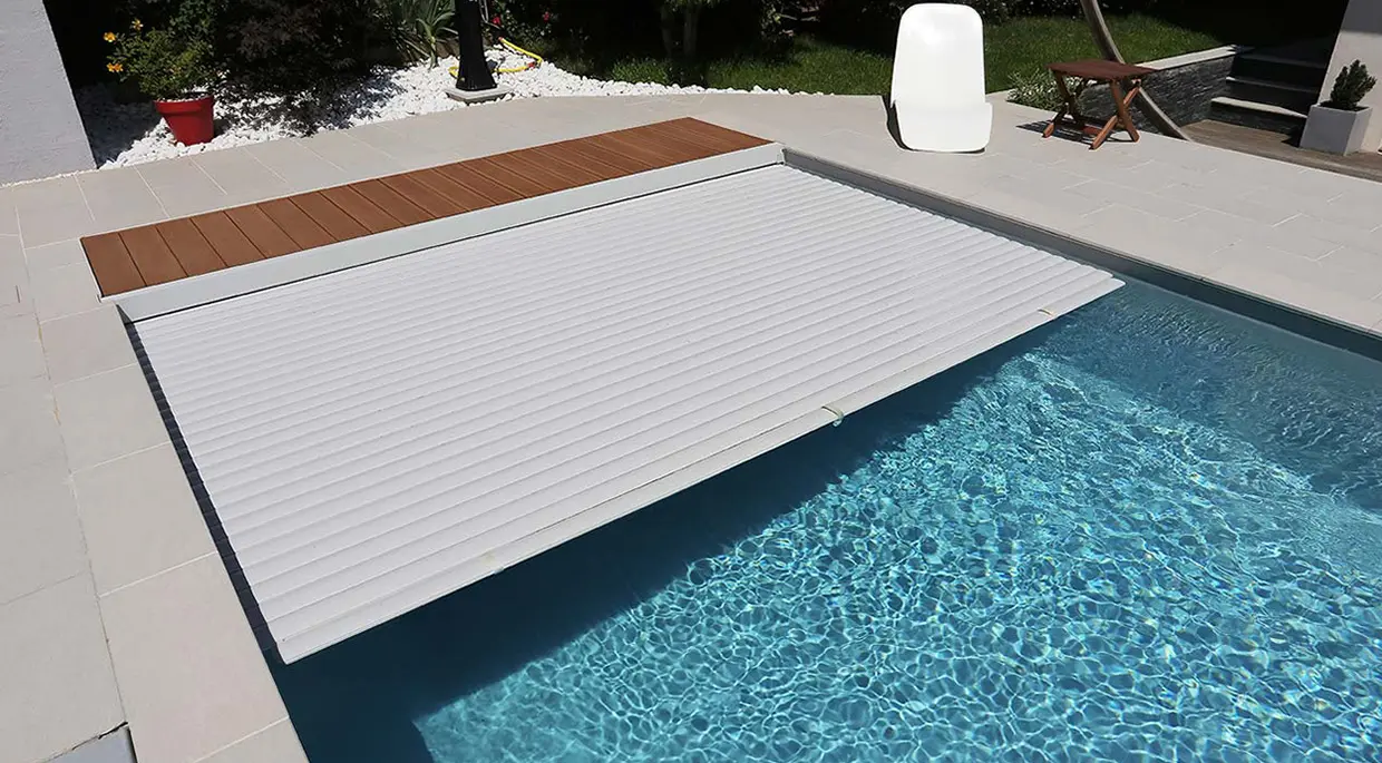 Poolabdeckung